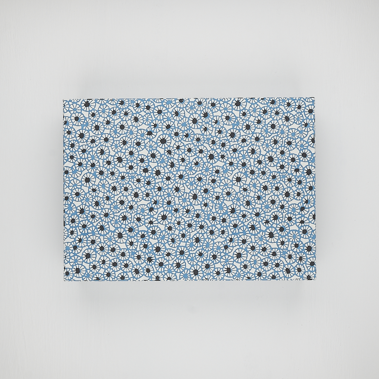 Schachtel mit Chiyogami-Bezug Blüten