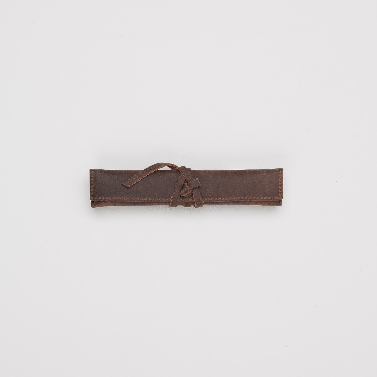 Papoutsi Stiftetui aus Leder "High Chaparral" braun