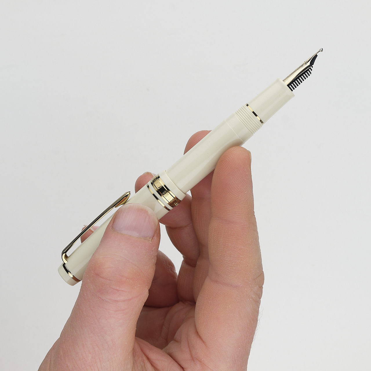 Sailor Füller Professional Gear Slim Mini Ivory (EF)