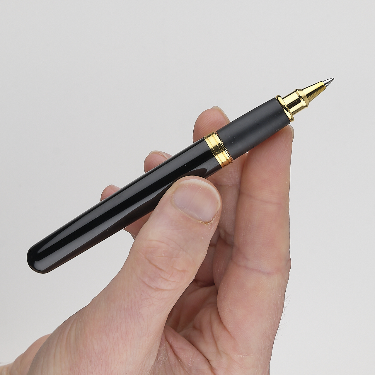 Ohto Tintenroller CR01 Classic schwarz