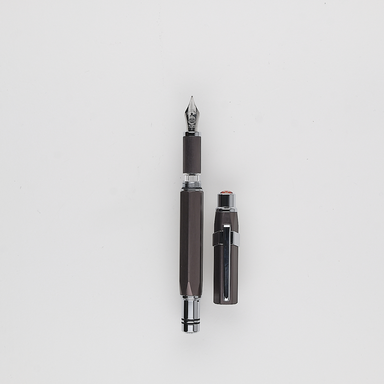TWSBI Kolbenfüller Precision Gun Metal M