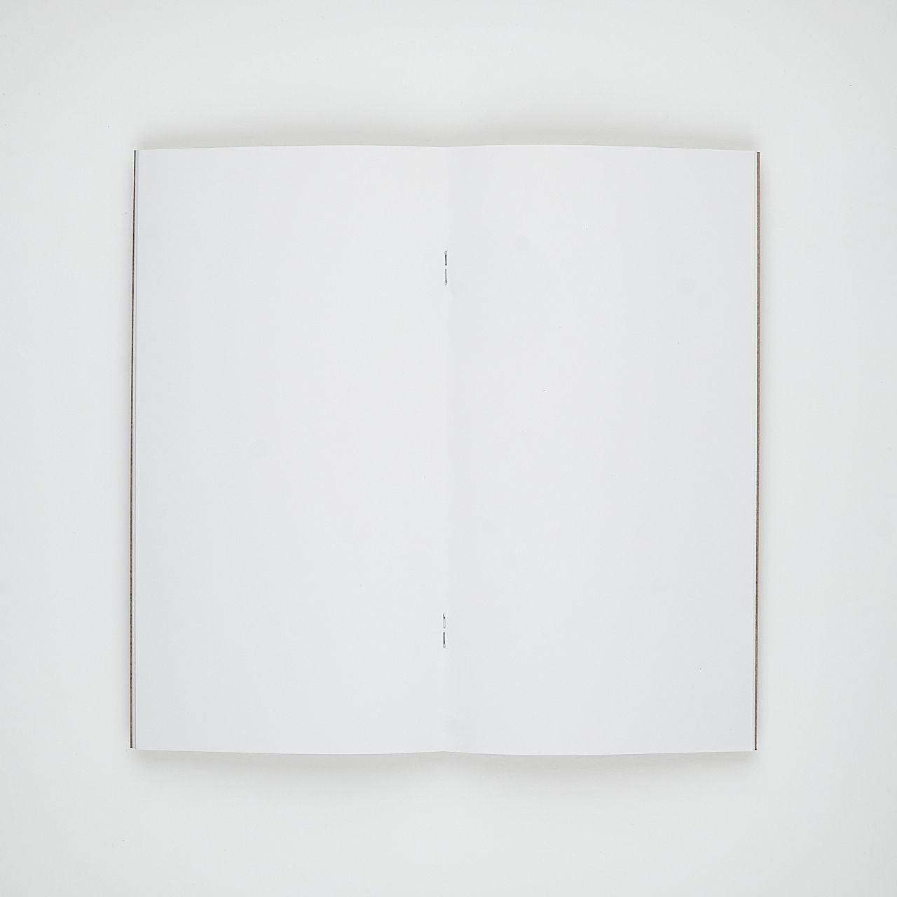 Traveler's Factory Notebook Regular Short Trip blanko weiß
