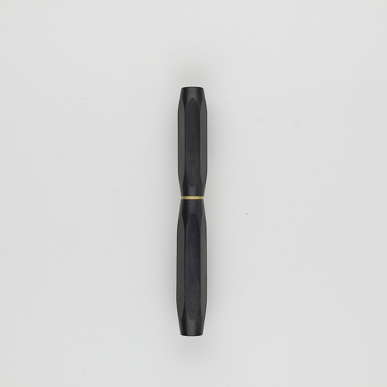 Wancher Füller Sekai Densho Ebony - 6 Facets (M)