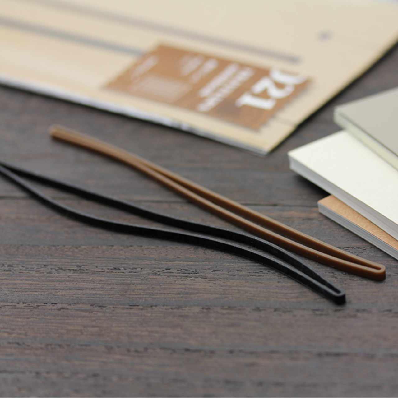 Traveler's Notebook Regular "021" Haltegummis