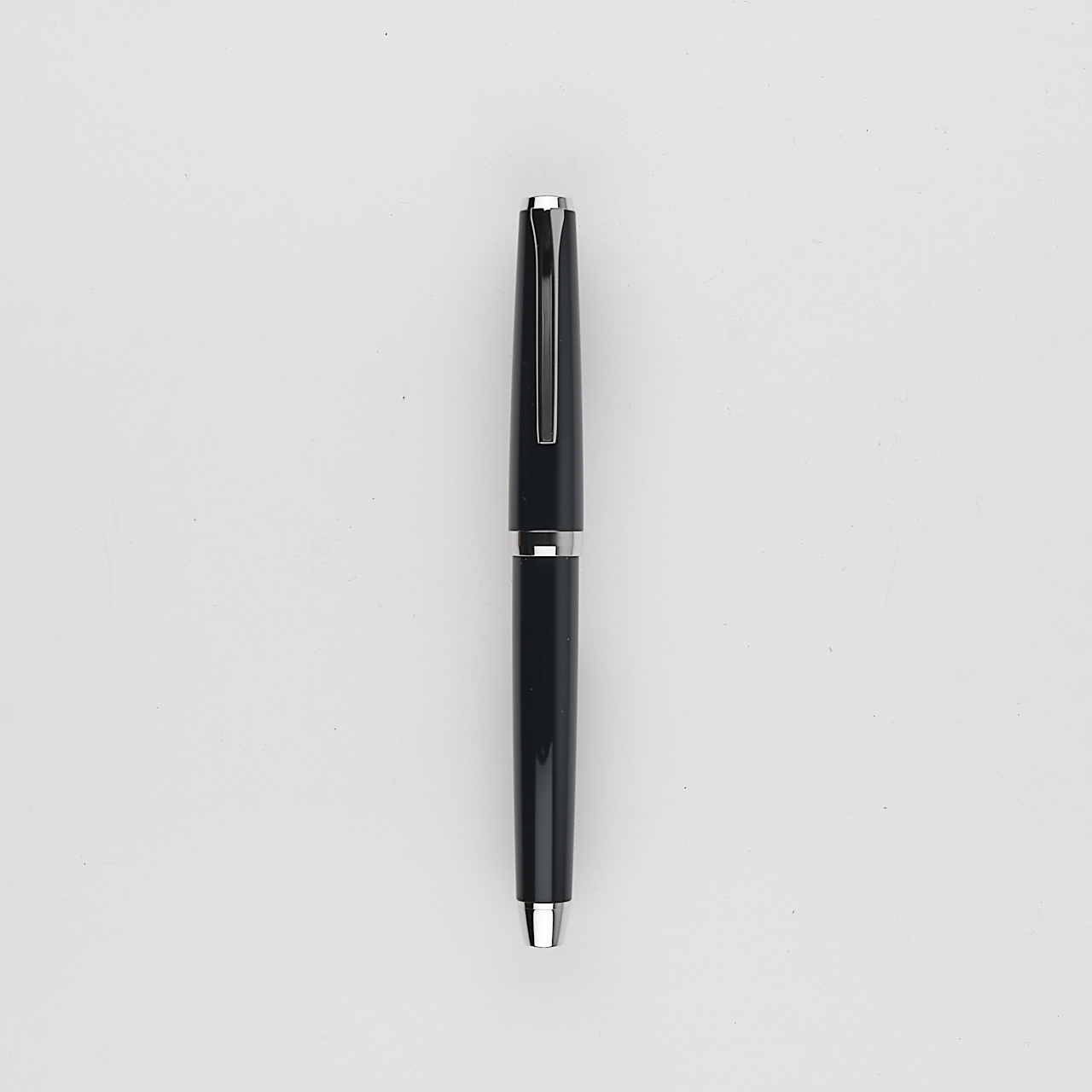 Pilot Füller Falcon schwarz (EF)