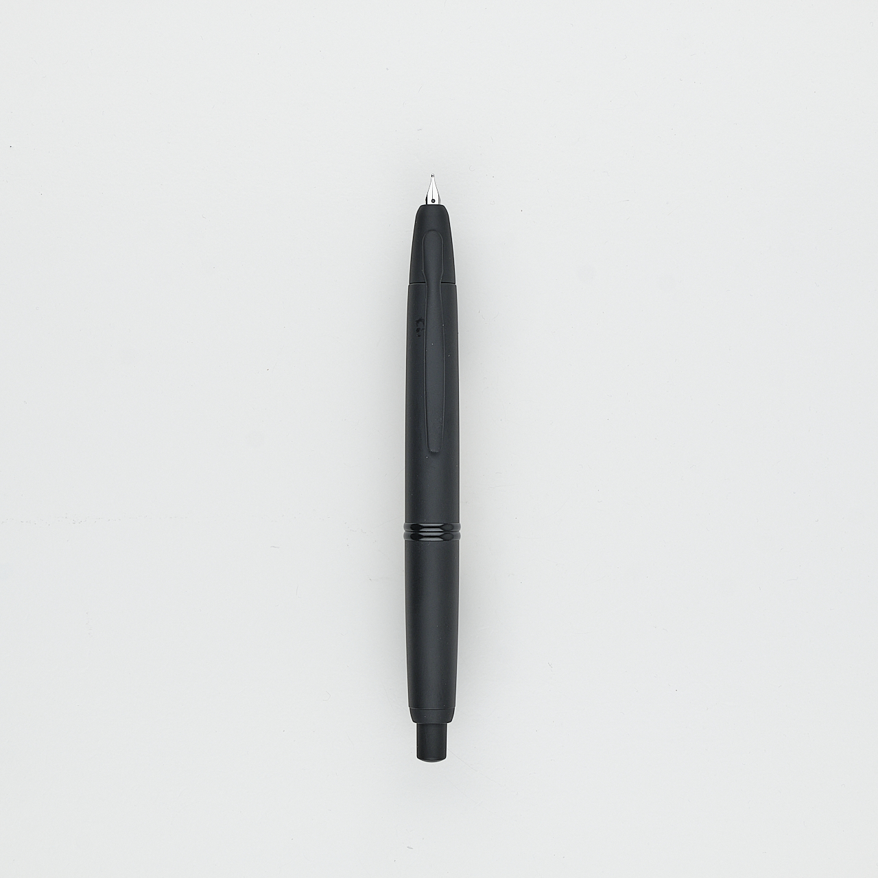Pilot Füller Capless mattschwarz (F)