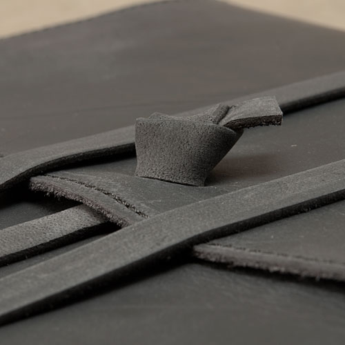 Papoutsi Notizbuch A5 "Poet II" aus schwarzem High Chaparral Leder zum Wechseln