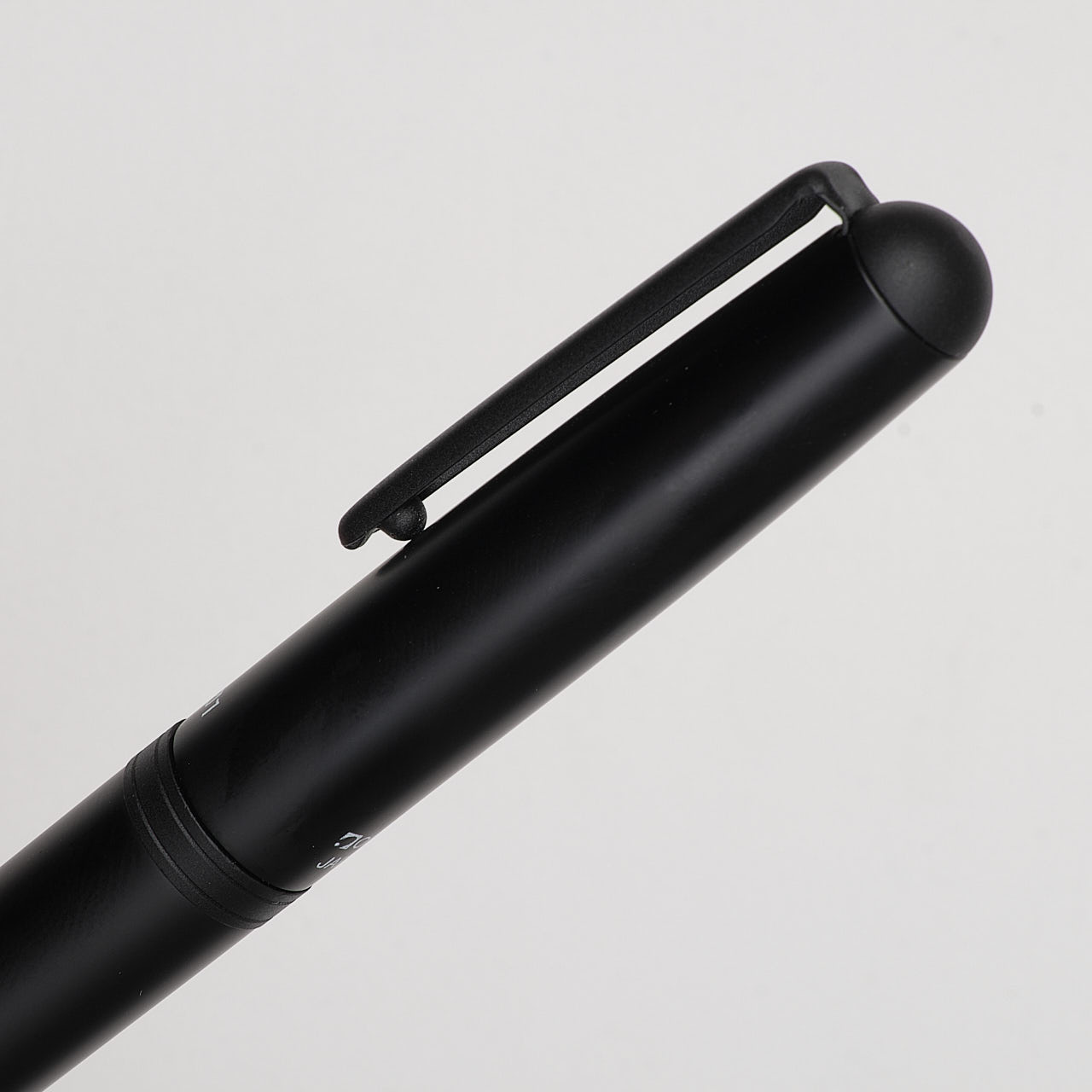 Ohto Tintenroller CR01 schwarz