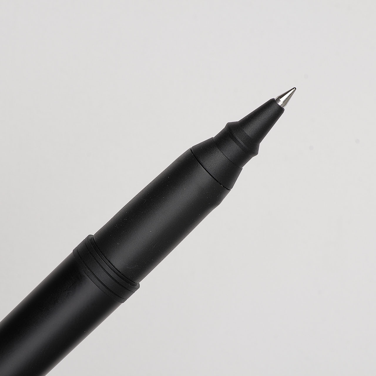 Ohto Tintenroller CR01 schwarz