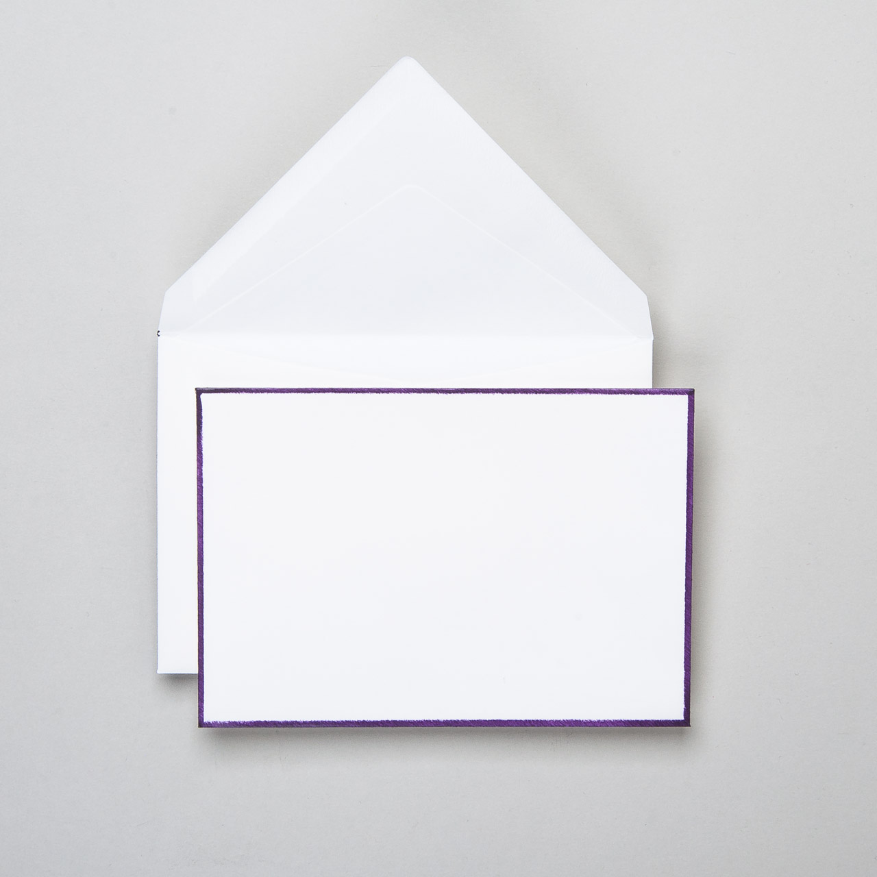 Umschlag handgerändert in lavender groß
