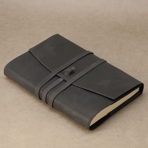 Papoutsi Notizbuch A5 "Poet II" aus schwarzem High Chaparral Leder zum Wechseln
