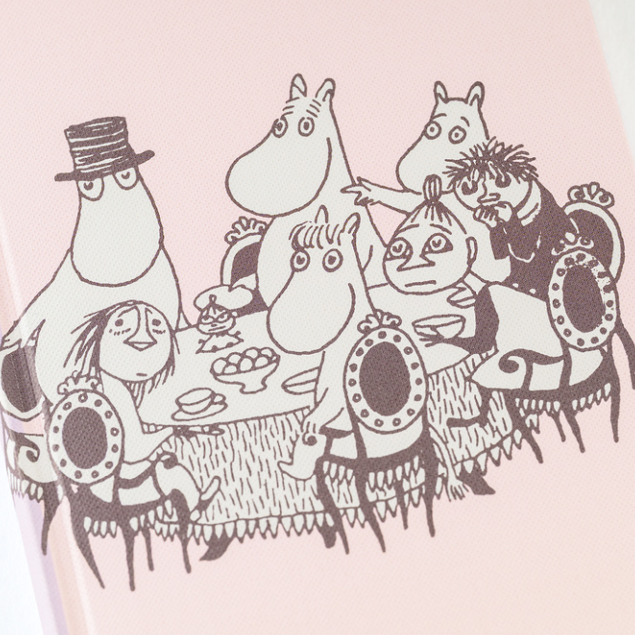 Hobonichi Pocket Planner 2027 Weeks Moomin: At the Table (engl.)