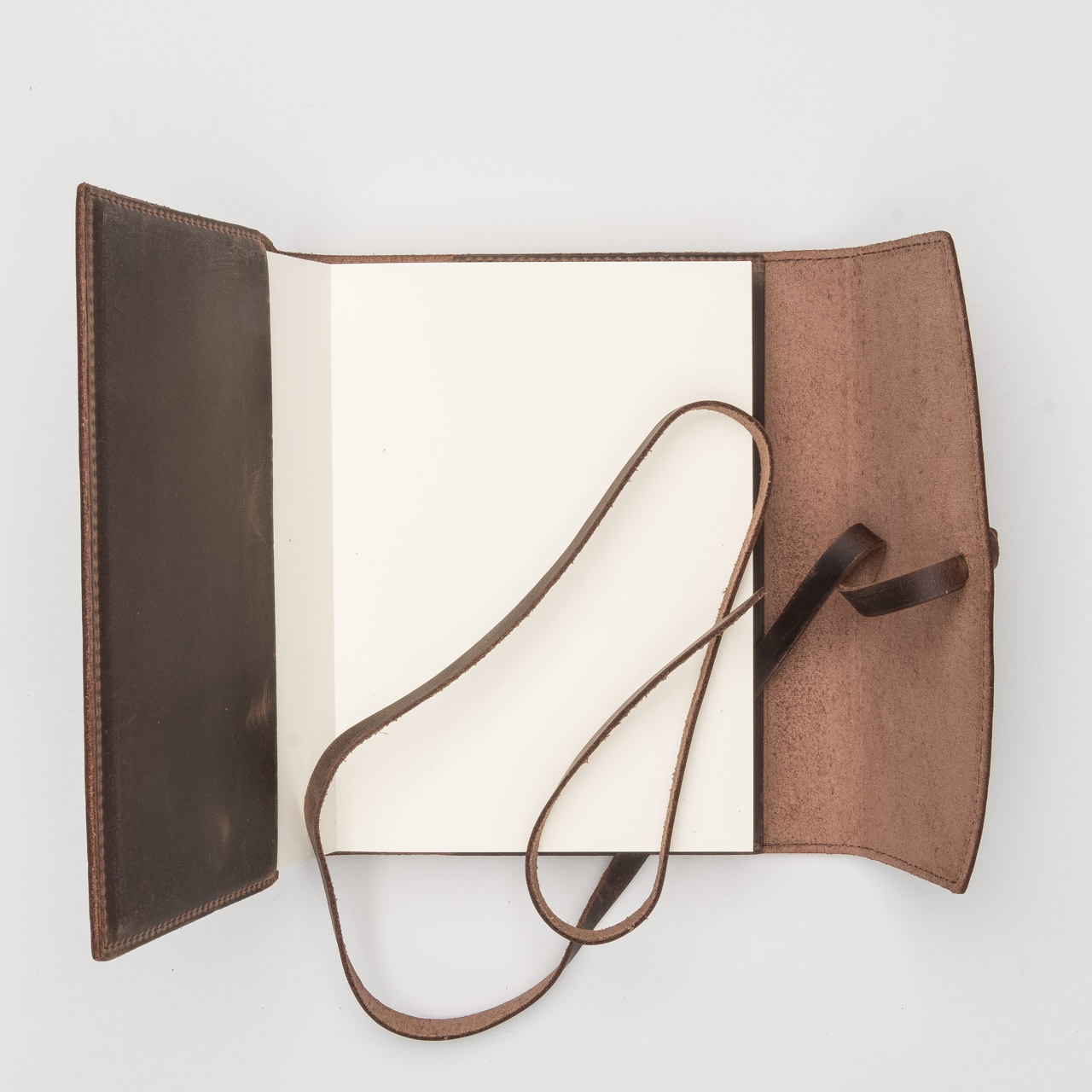 Papoutsi Notizbuch "Poet II" aus braunem High Chaparral Leder zum Wechseln