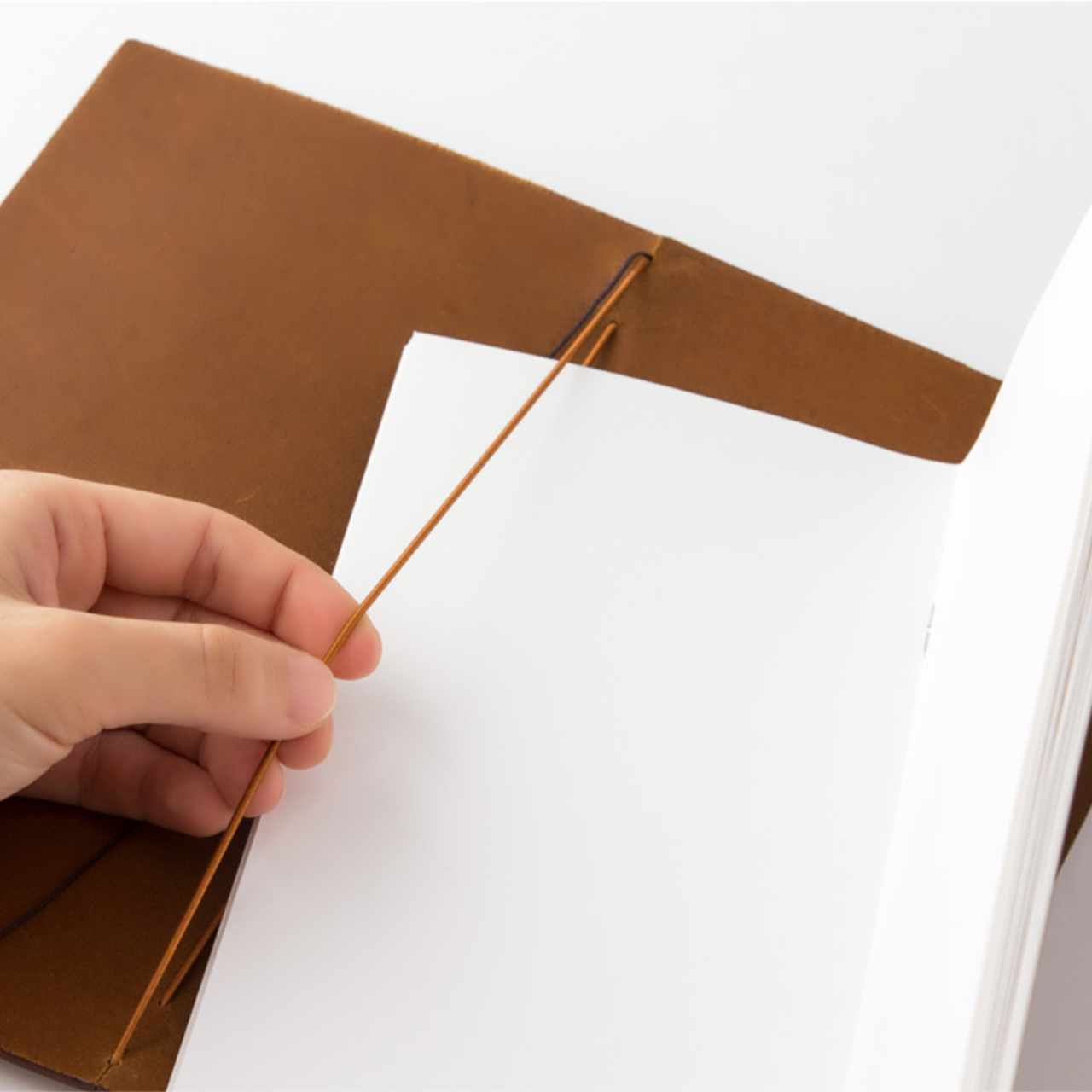 Traveler's Notebook Regular Size camel