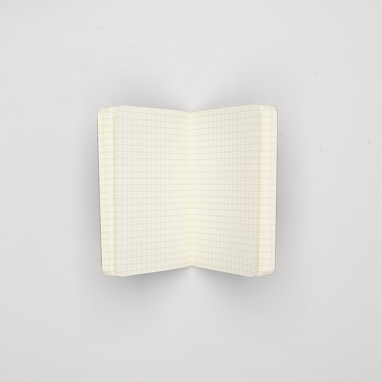 Penco Notizbuch kariert schwarz (B7)