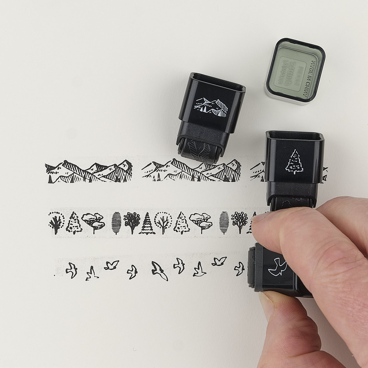 Midori Stempel Paintable Roller Stamp - Mountain Scenery